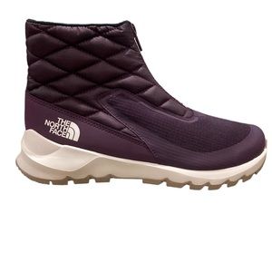 The North Face thermoball progressive winter boot